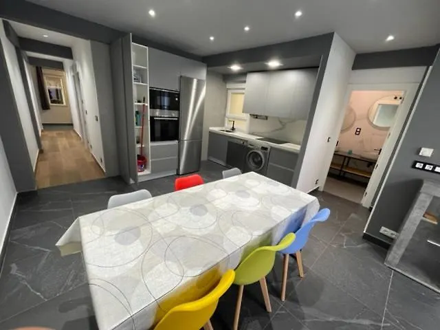 Apartamento Trompeta !!Parking Privado Gratuito!!